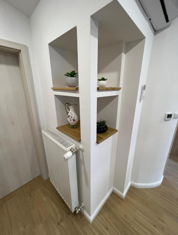 Apartmani Nova Karlovac Luaran gambar