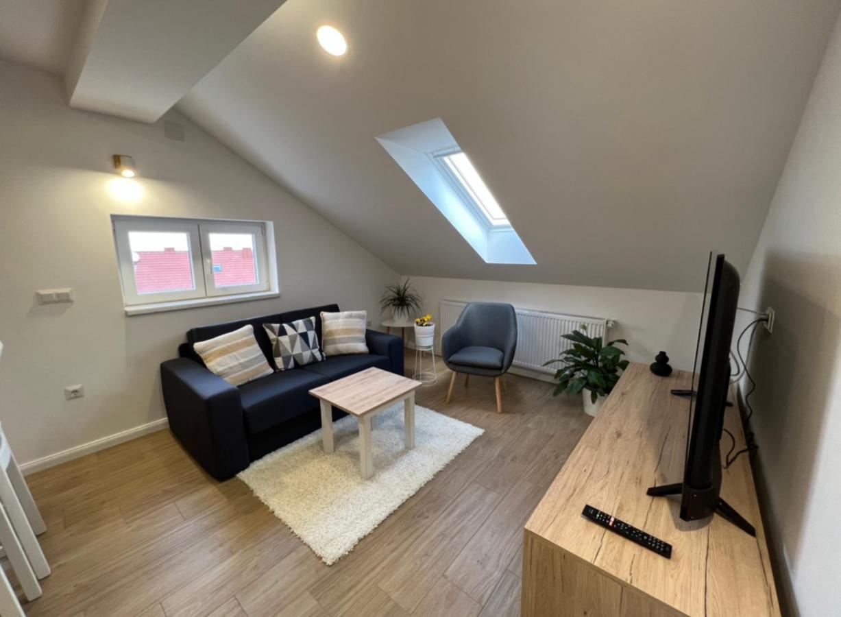 Apartmani Nova Karlovac Luaran gambar