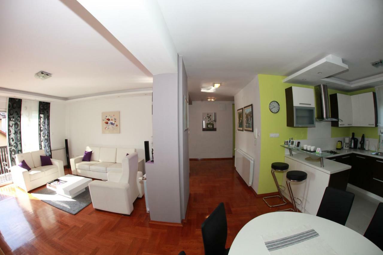 Apartmani Nova Karlovac Luaran gambar