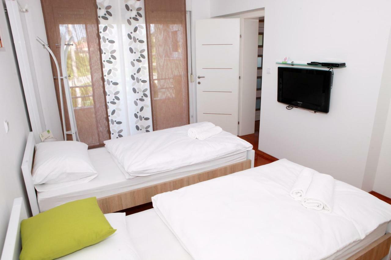 Apartmani Nova Karlovac Luaran gambar