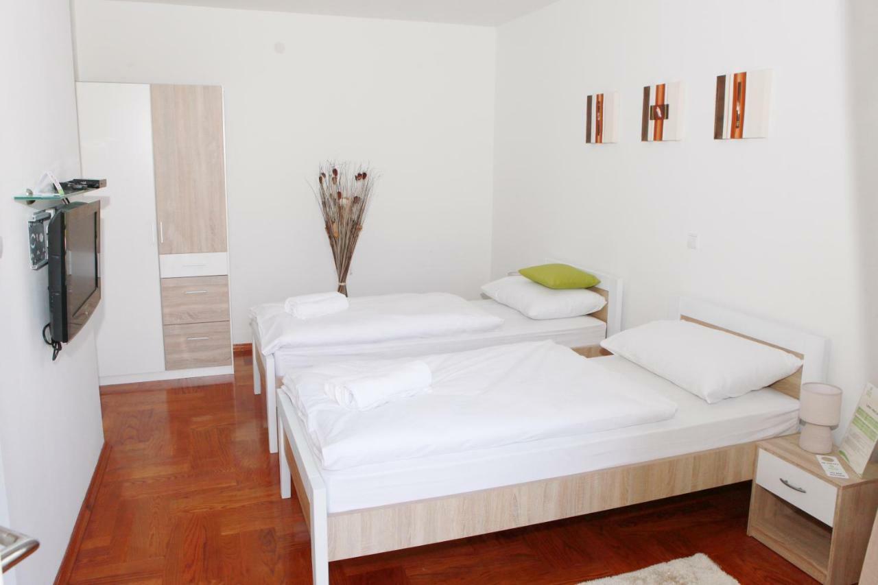 Apartmani Nova Karlovac Luaran gambar