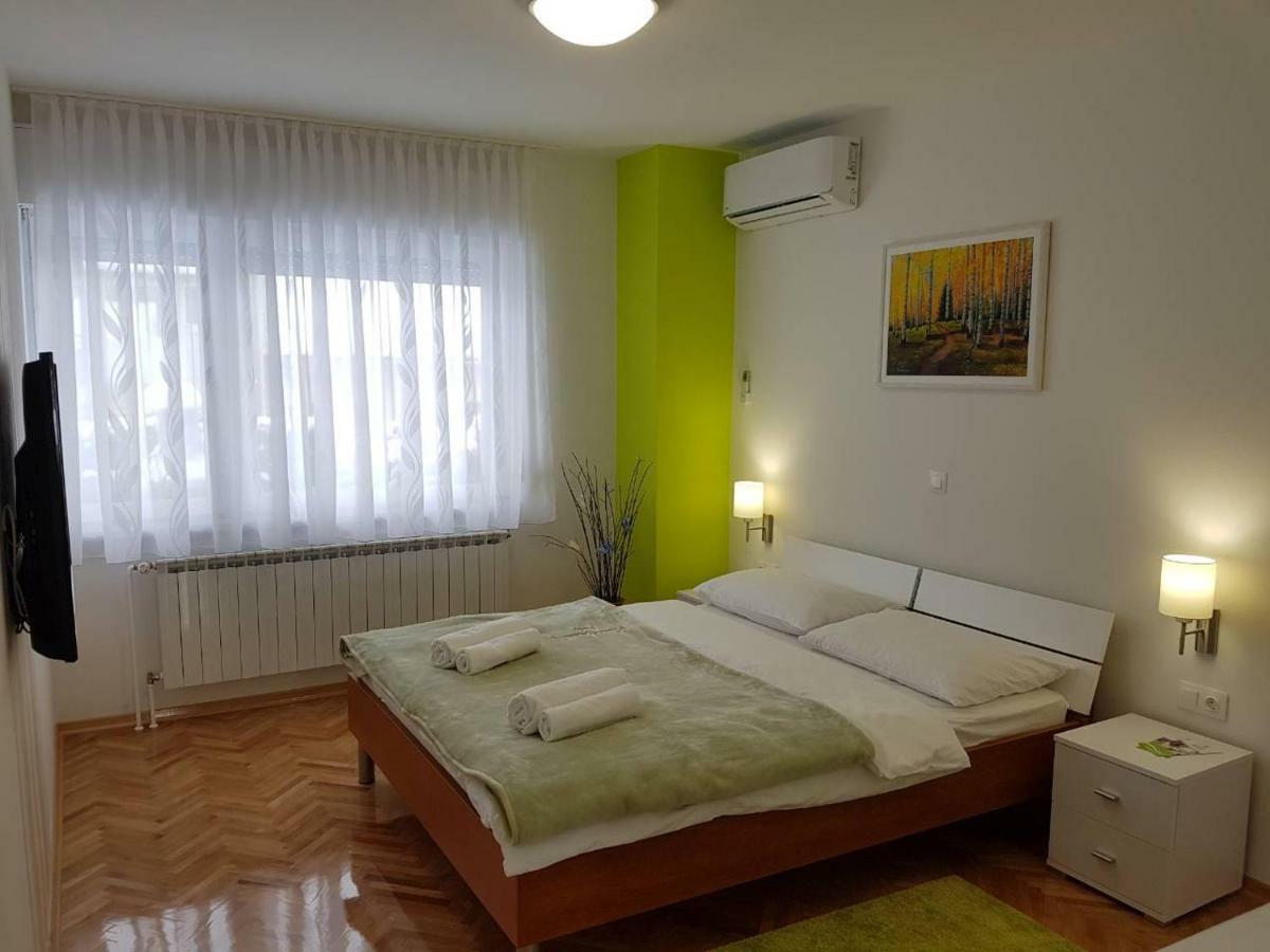 Apartmani Nova Karlovac Luaran gambar